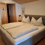 Oberstaudach Lägenhet *